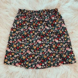 LOFT Pull On Floral Skirt